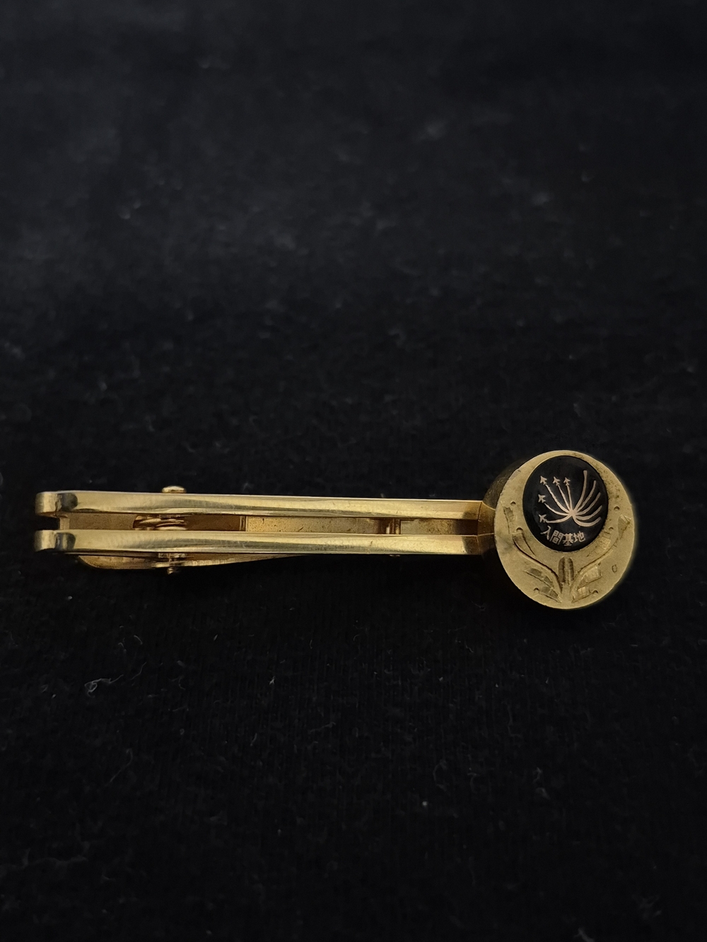 Vintage Gold Tone Black Enamel Asian Symbol Tie Clip Tie Bar Japan Mens Jewelry